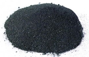 How many advantages of graphite as An Electrode have?
